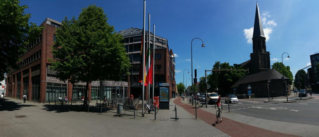 Hotel Moji Koeln Luaran gambar